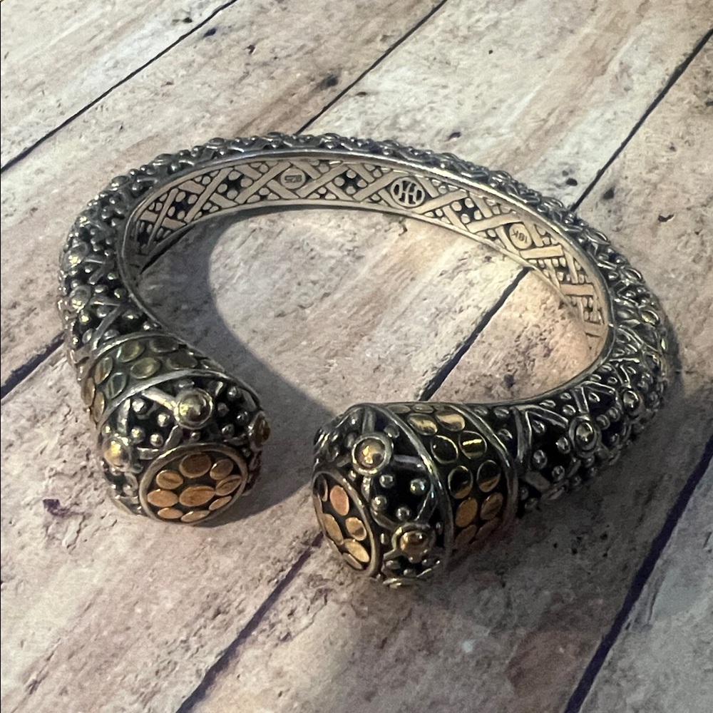 John Hardy Hinge Bracelet 18k .925